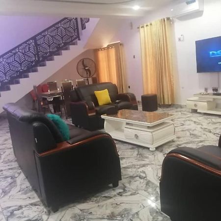 Appartement Saint Kingsley à Ibadan Extérieur photo